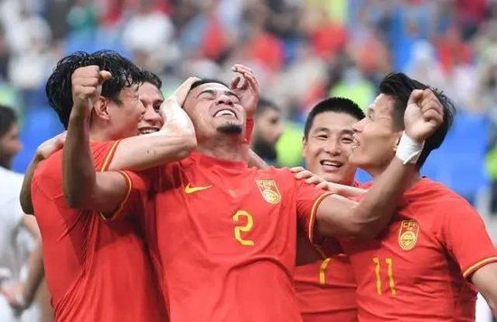 积分榜方面，皇马六战全胜头名出线，柏林联6战2分垫底。